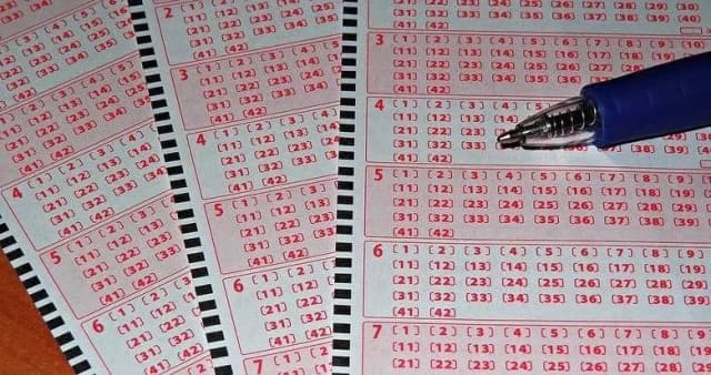 Ile za trójkę w mini lotto? Sprawdź, jaką wygraną możesz mieć Ile za trójkę w mini lotto? Sprawdź, jaką wygraną możesz mieć