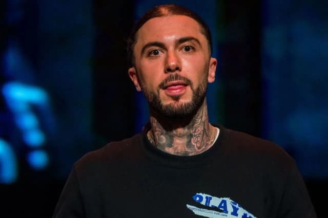 Skąd pochodzi Malik Montana? Poznaj jego fascynujące korzenie Skąd pochodzi Malik Montana? Poznaj jego fascynujące korzenie